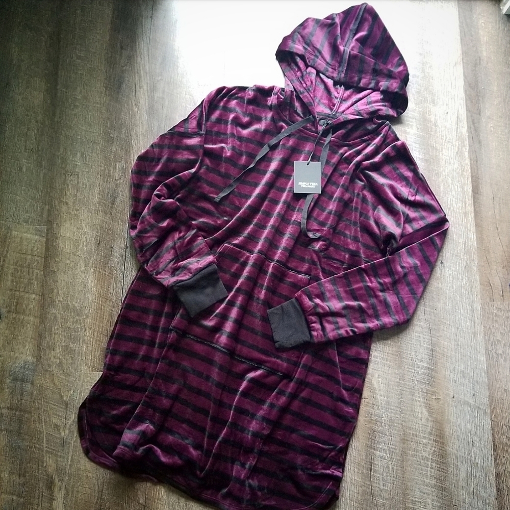 🍒NWT🍒 SIMPLY VERA WANG HOODED SLEEP SHIRT - Picture 6 of 8
